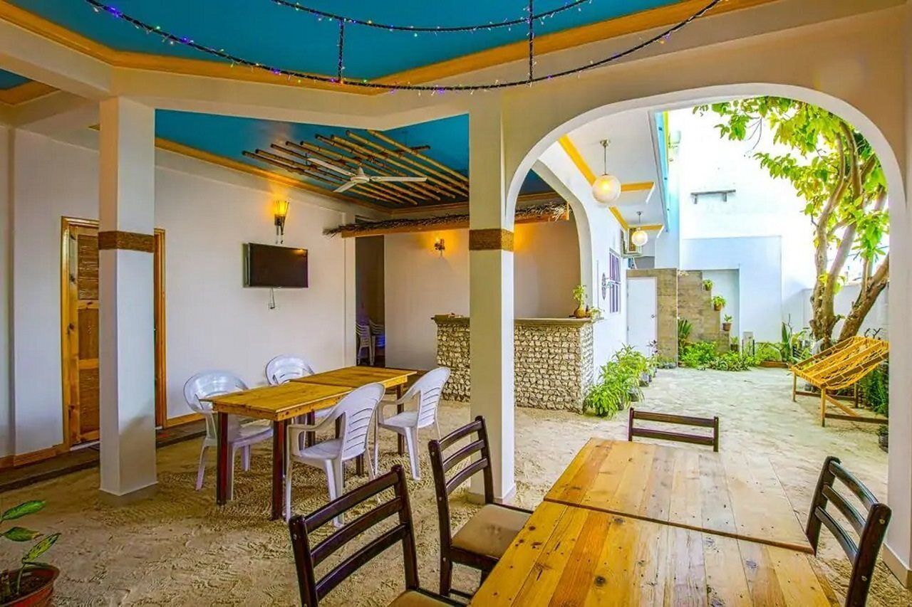 Handhuvaru Villa Boutique Hotel Maafushi Exterior photo